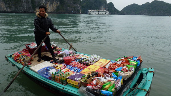 Floating tuck shop