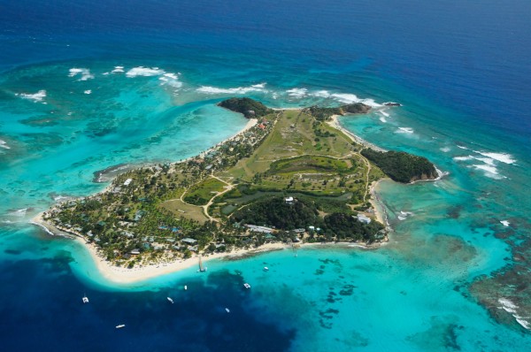 palm-island--grenadines_palm-island-ariel-view