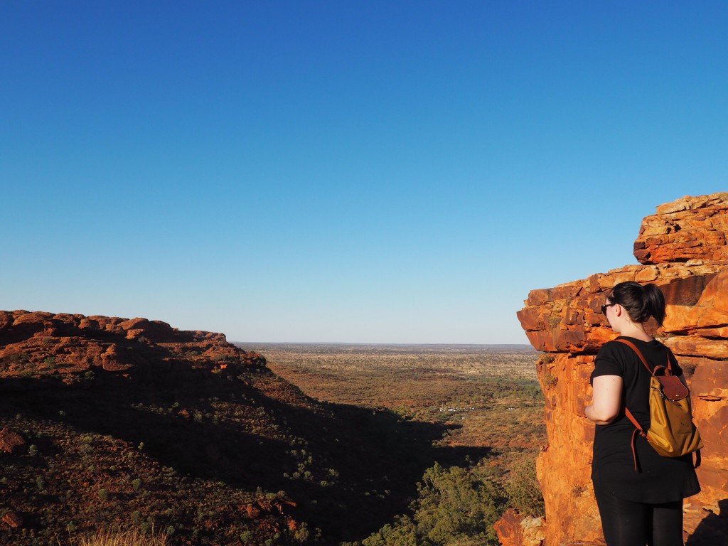 Tips For Hiking The Kings Canyon Rim Walk - Northern Territory, Australia