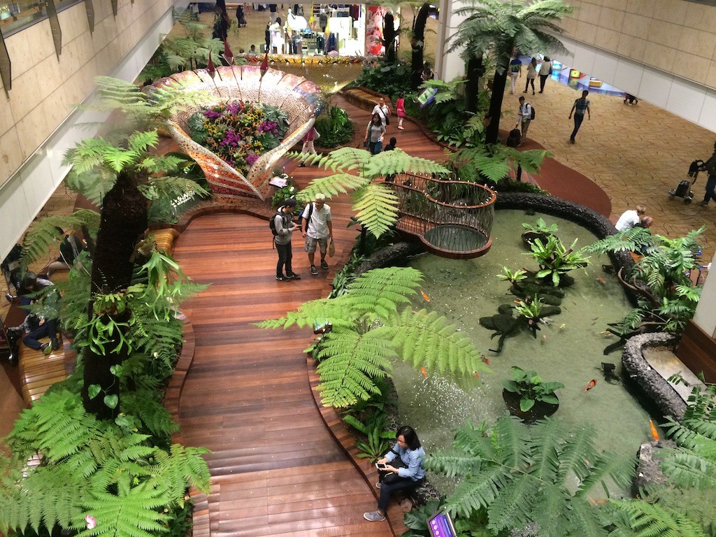 If I have to transit anywhere, I choose Singapore Changi Airport