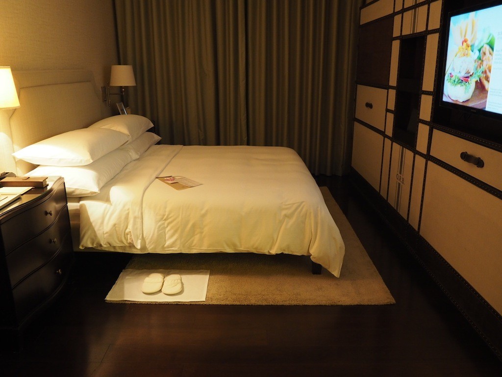 Where To Stay In Bangkok | Oriental Residence Bangkok Luxury Hotel 