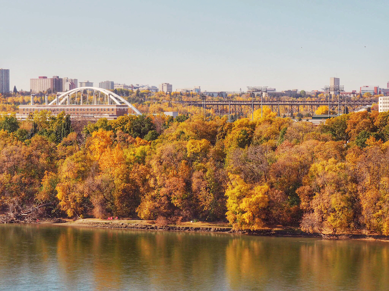 autumn colours in edmonton