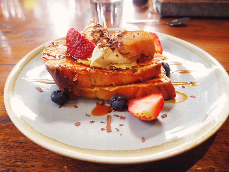 French toast Lux Foundry - Best brunch in Brunswick