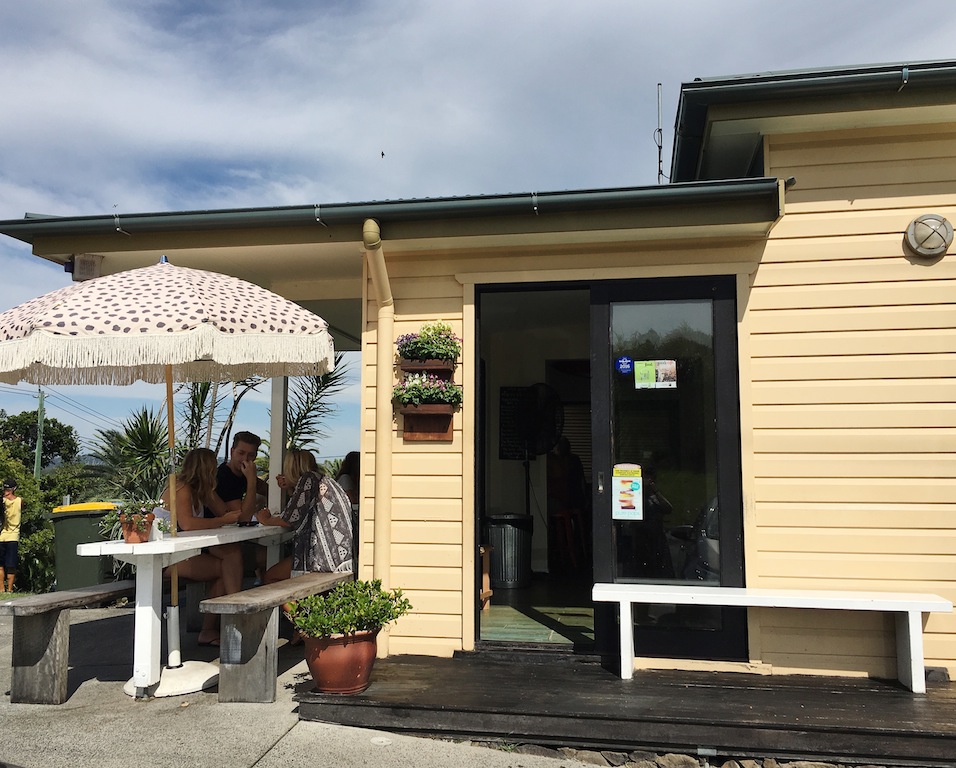 Sunny spot at Top Shop Byron Bay