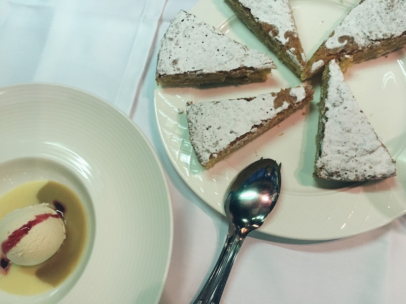 Torta de Santago - the must try almond cake in Galicia