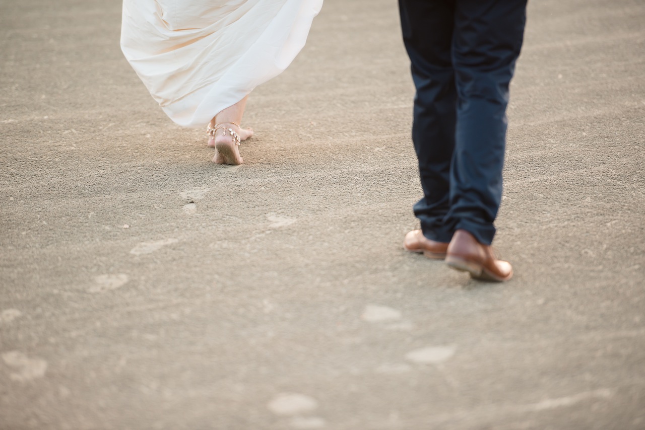 Girl Tweets World wedding in Thailand. Photos by Darin Images