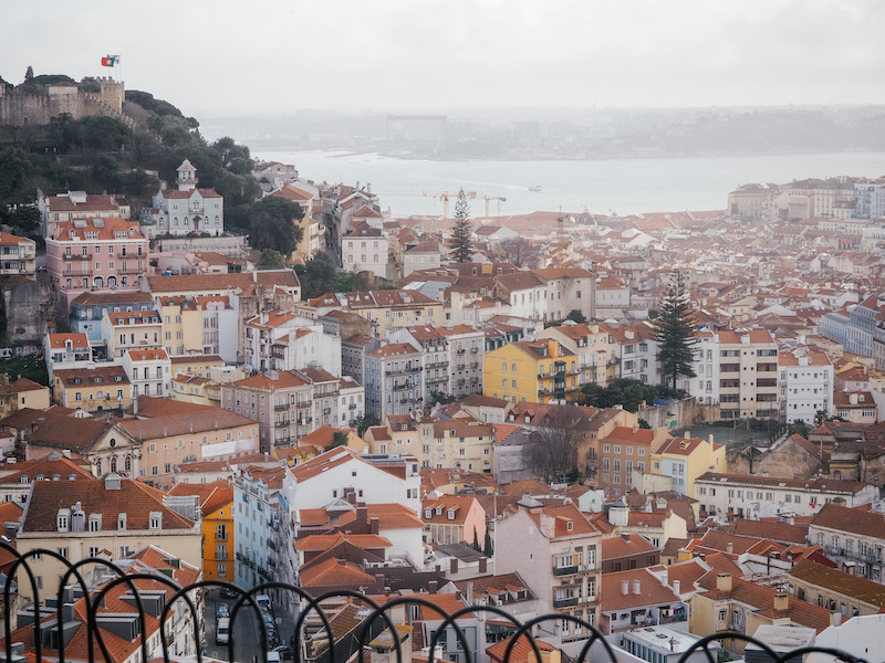 Lisbon travel guide and tips