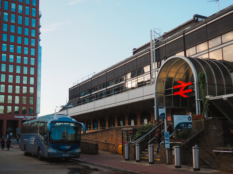 RailAir Luxury coach from Reading to Heathrow Airport