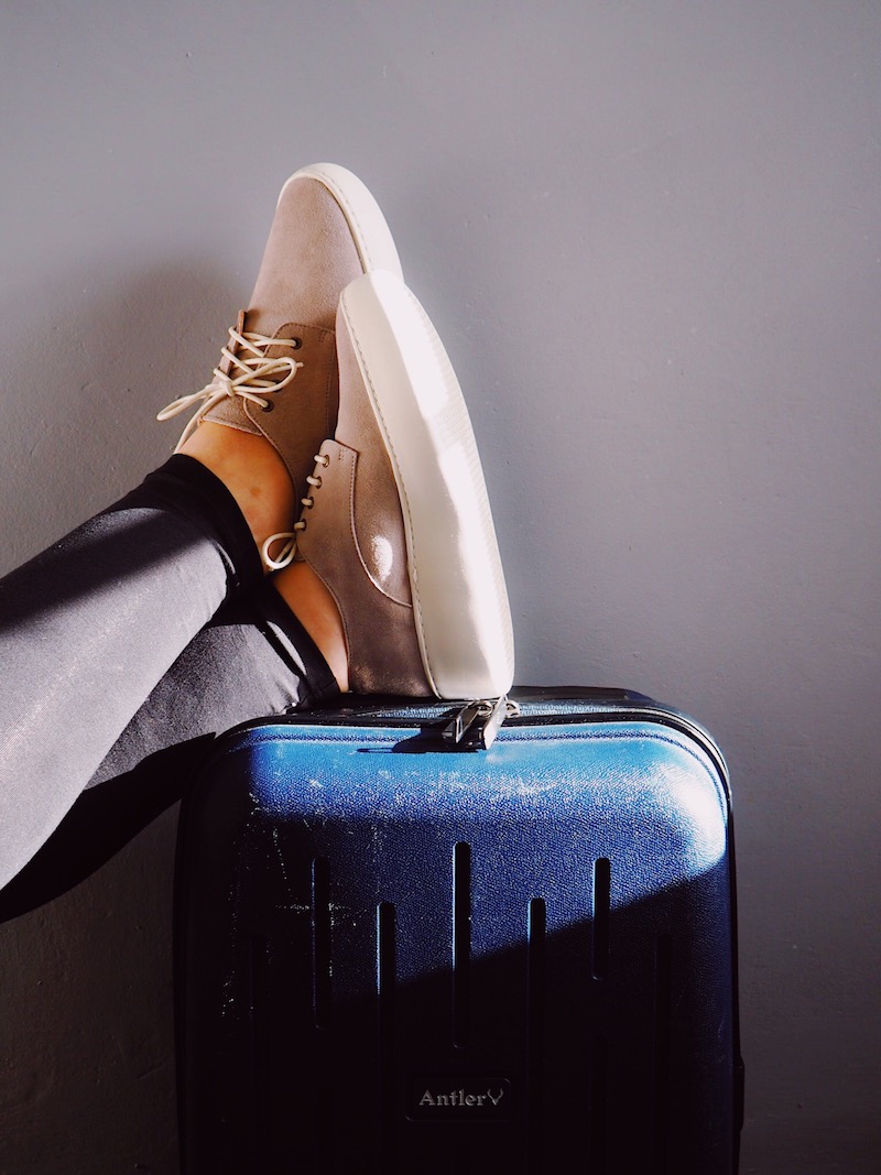 The Best Shoes For Travel & Flying - Rollie Review