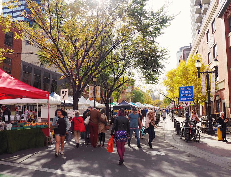 Visiting 104th Street Farmer's Market with Edmonton Food Tours